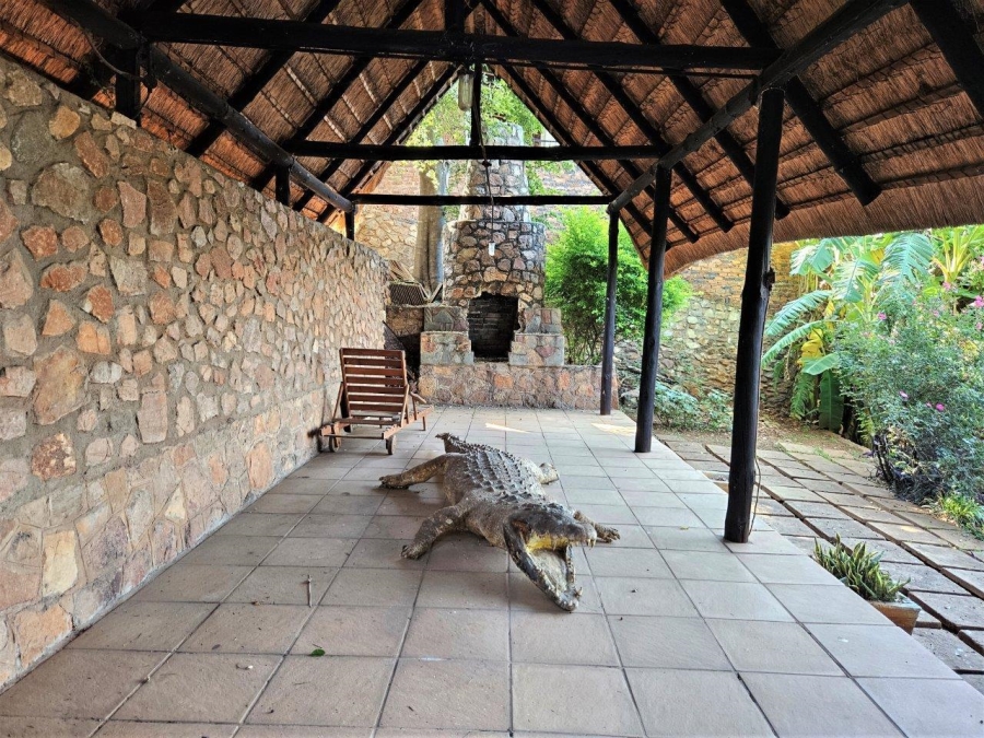 4 Bedroom Property for Sale in Kosmos North West